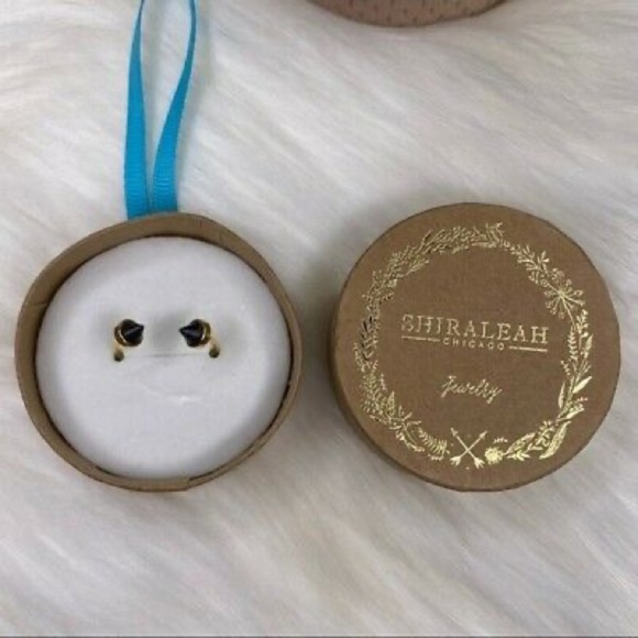 Shiraleah black Triska knuckle ring size 6 gold tone new in box Christmas - Picture 1 of 6